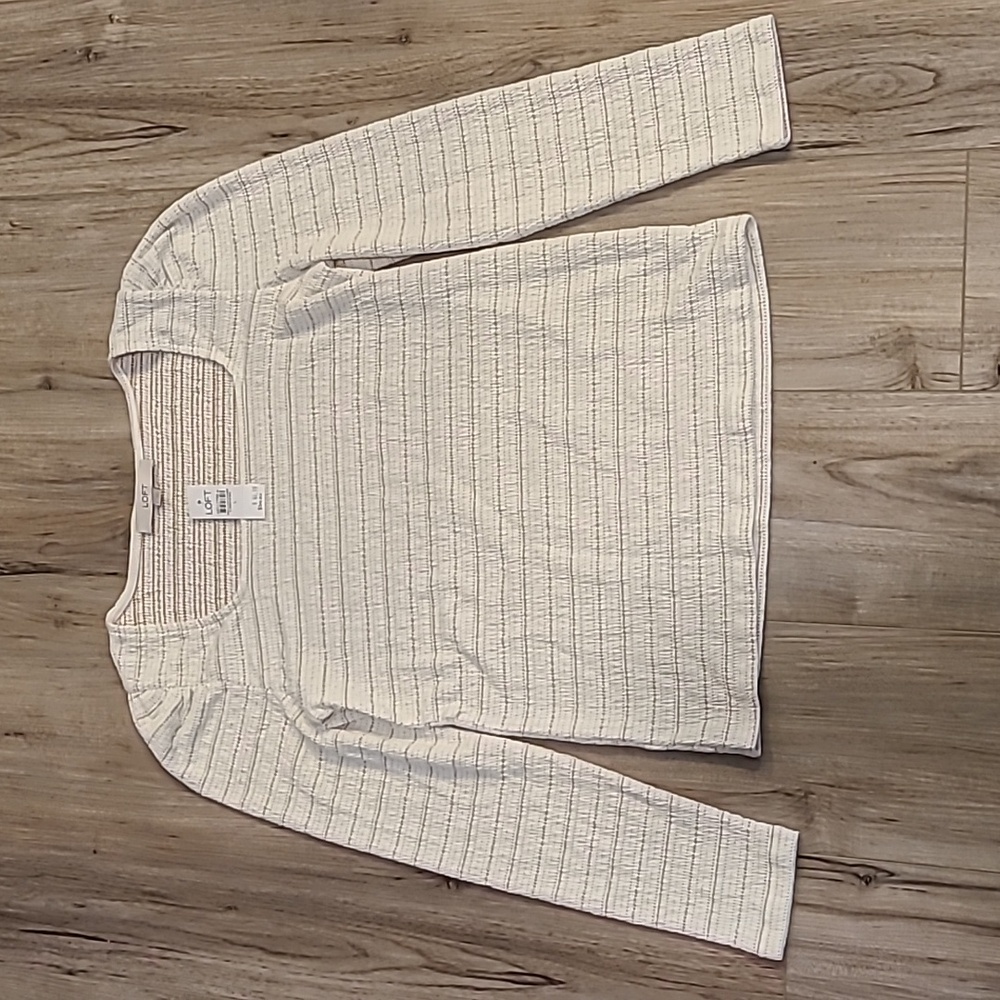 Loft Long Sleeve Shirt With Ruffled Shoulders Size L NWT
